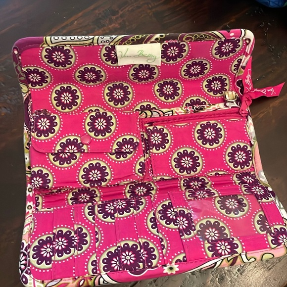 Vera Bradley crossbody long wallet (missing strap) - Picture 2 of 3